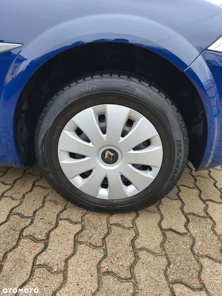 Renault Megane 1.5 dCi Confort Authentique - 11