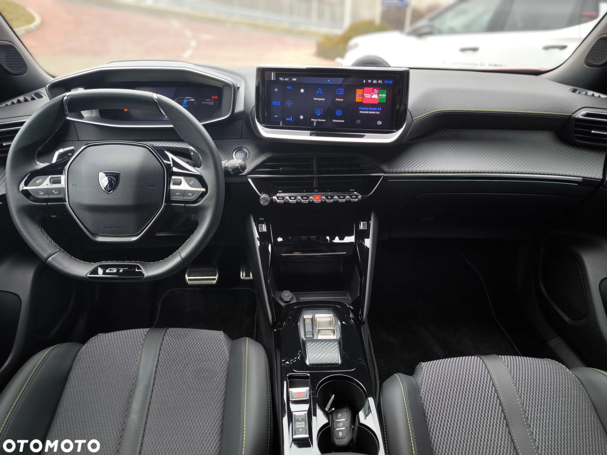 Peugeot 2008 PureTech mHEV GT e-DCS6 - 12