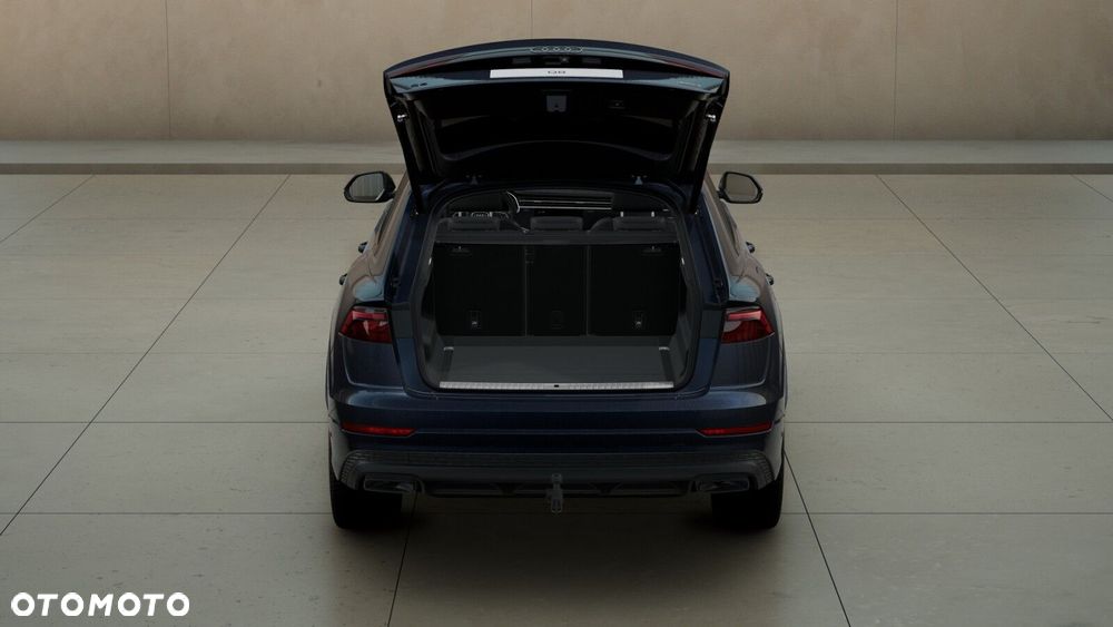 Audi Q8 - 8