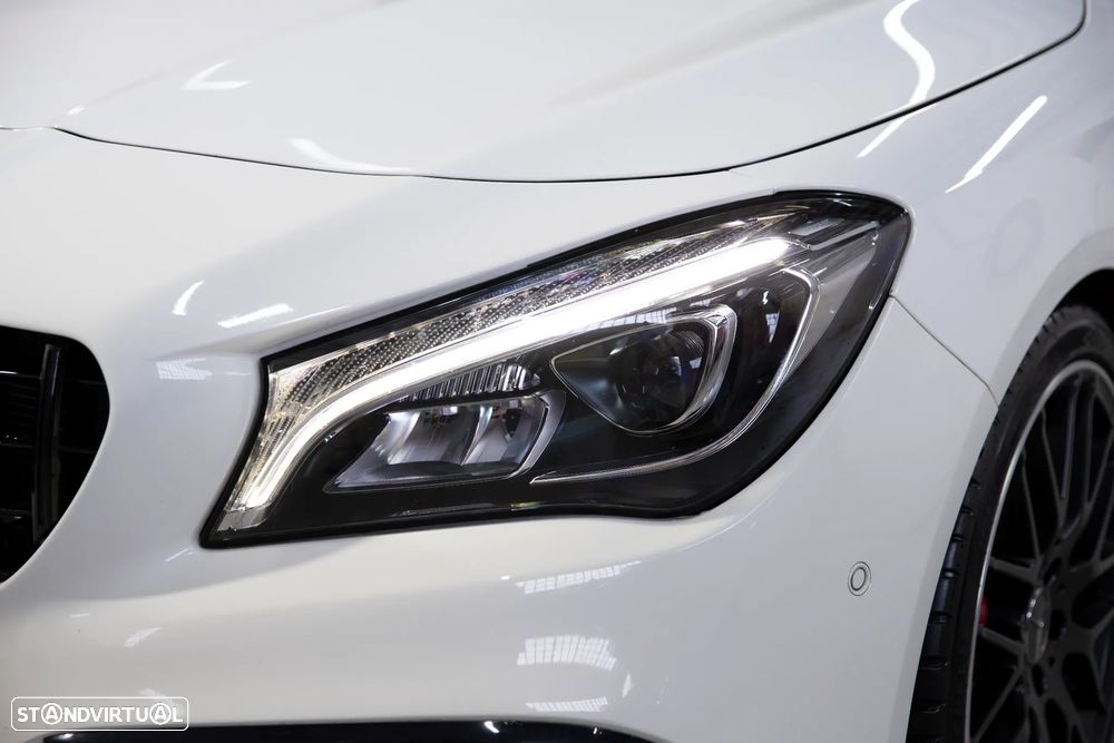 Mercedes-Benz CLA 45 AMG 4Matic Speedshift DCT 7G Night Edition - 3