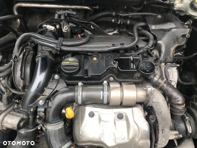 Volvo V40 D2 Kinetic - 2