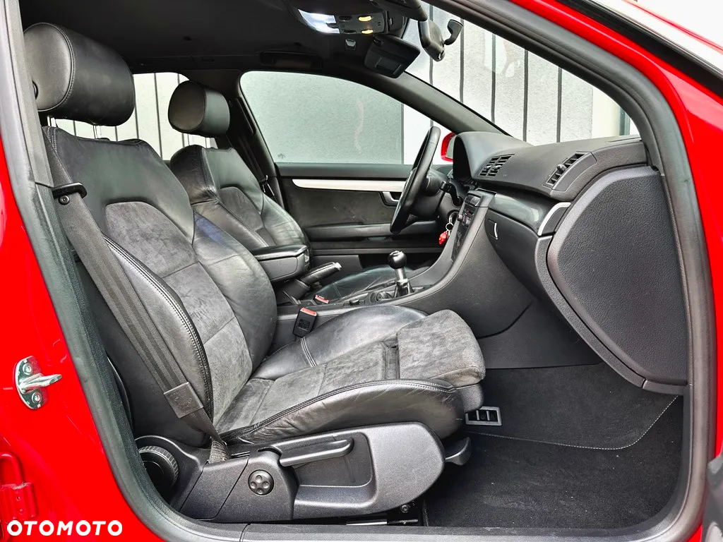 Audi A4 Avant 2.0 TDI - 8