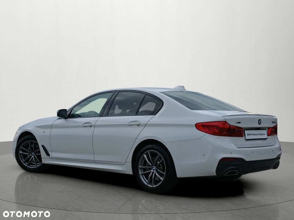 BMW Seria 5 520d M Sport sport - 4