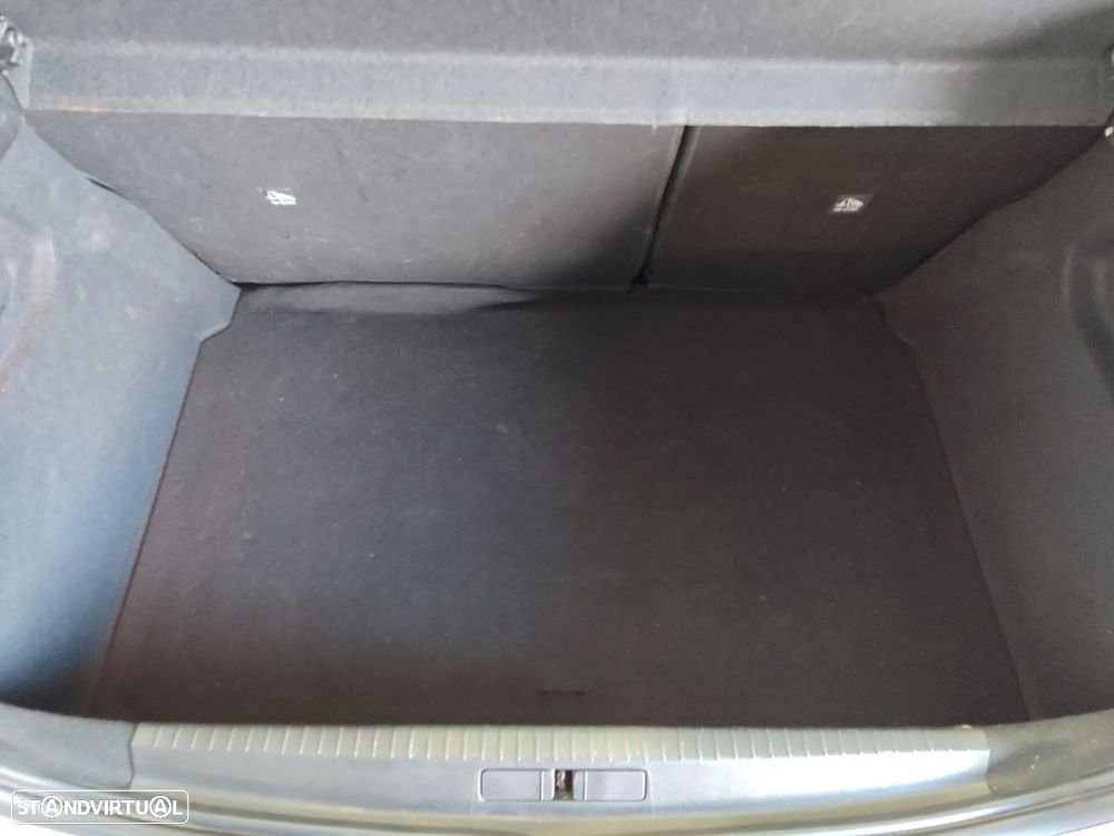 Opel Corsa 1.2 T GS - 39