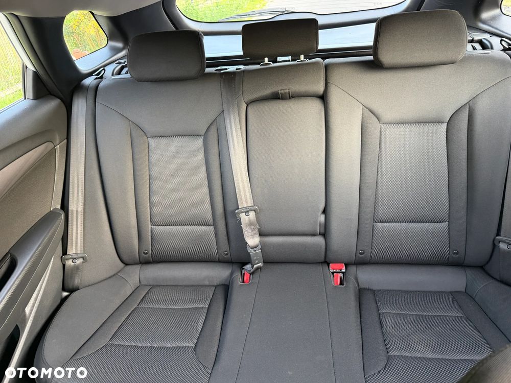 Hyundai i40 Kombi 1.6 Trend - 14