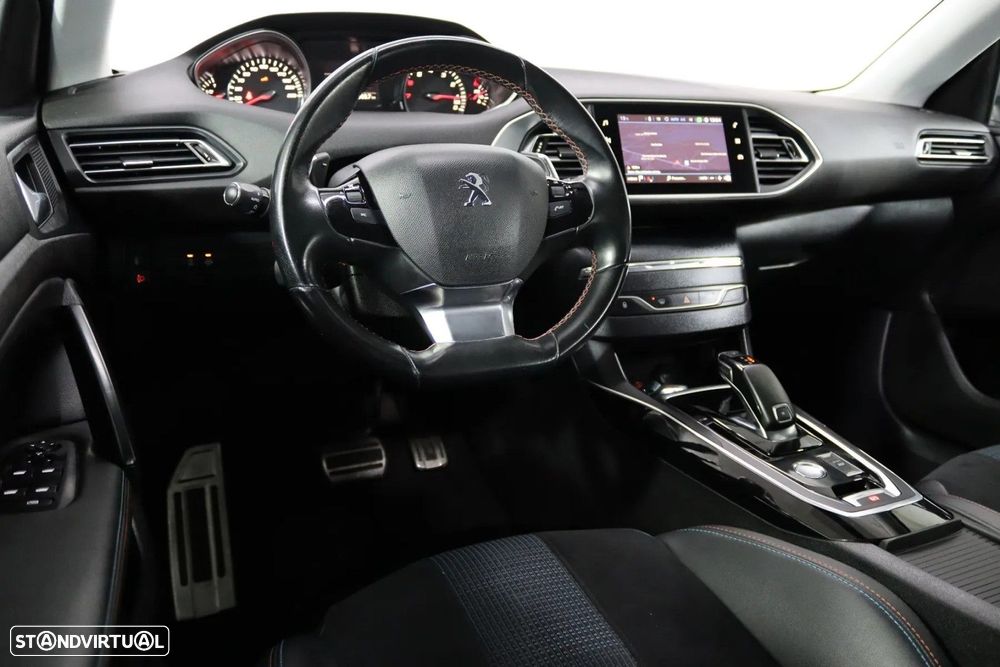 Peugeot 308 SW 1.2 PureTech GT Line EAT8 - 6