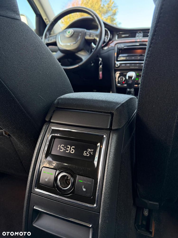 Skoda Superb 2.0 TDI Platinum - 15