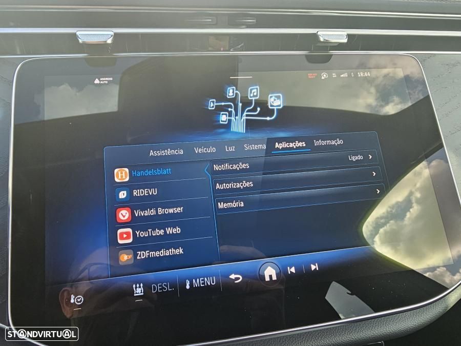 Mercedes-Benz E 300 e Station 9G-TRONIC AMG Line - 42