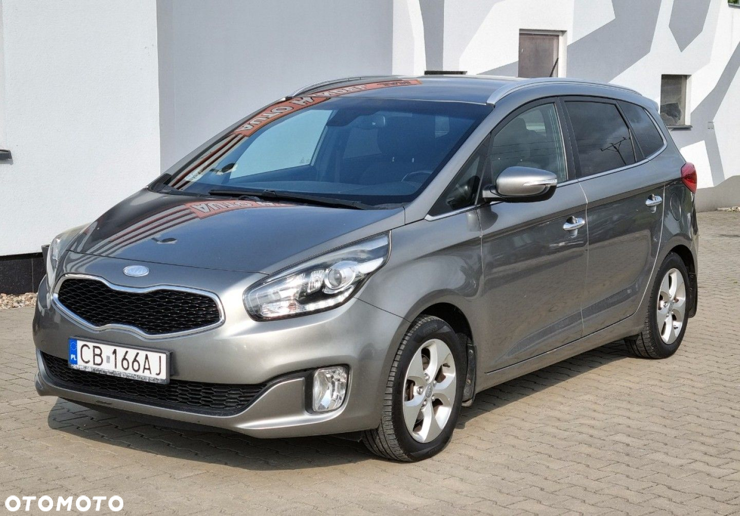 Kia Carens - 17