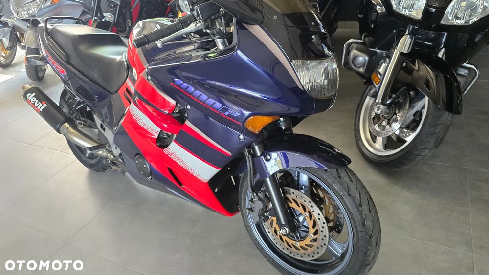 Honda CBR - 26