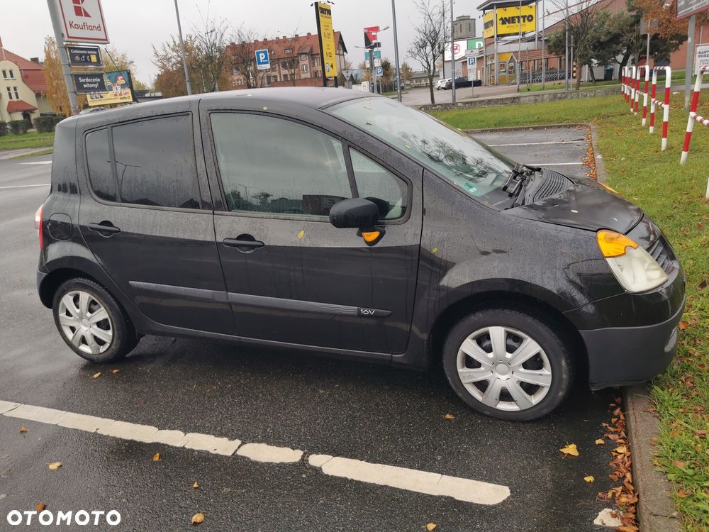 Renault Modus - 1
