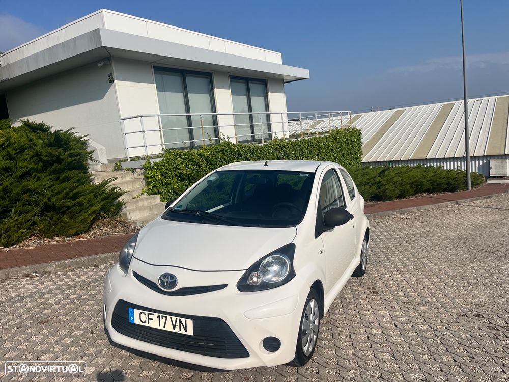 Toyota Aygo Connect - 2