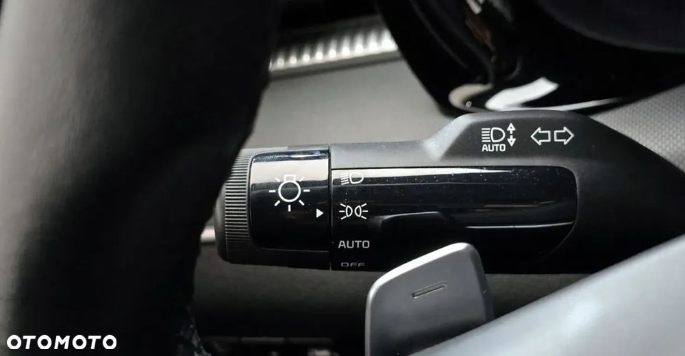 Kia K5 - 12
