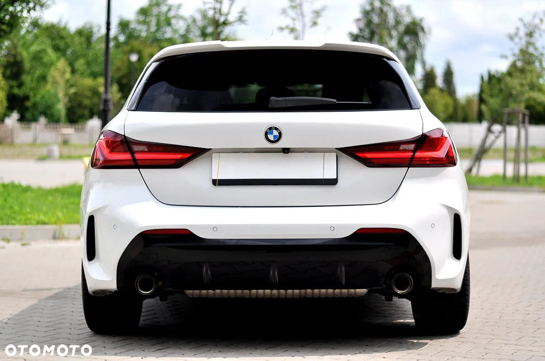 BMW Seria 1 120i M Sport - 10