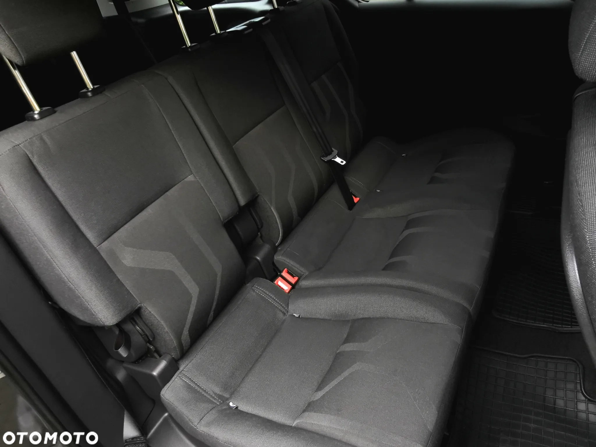 Ford Tourneo Connect Grand - 29