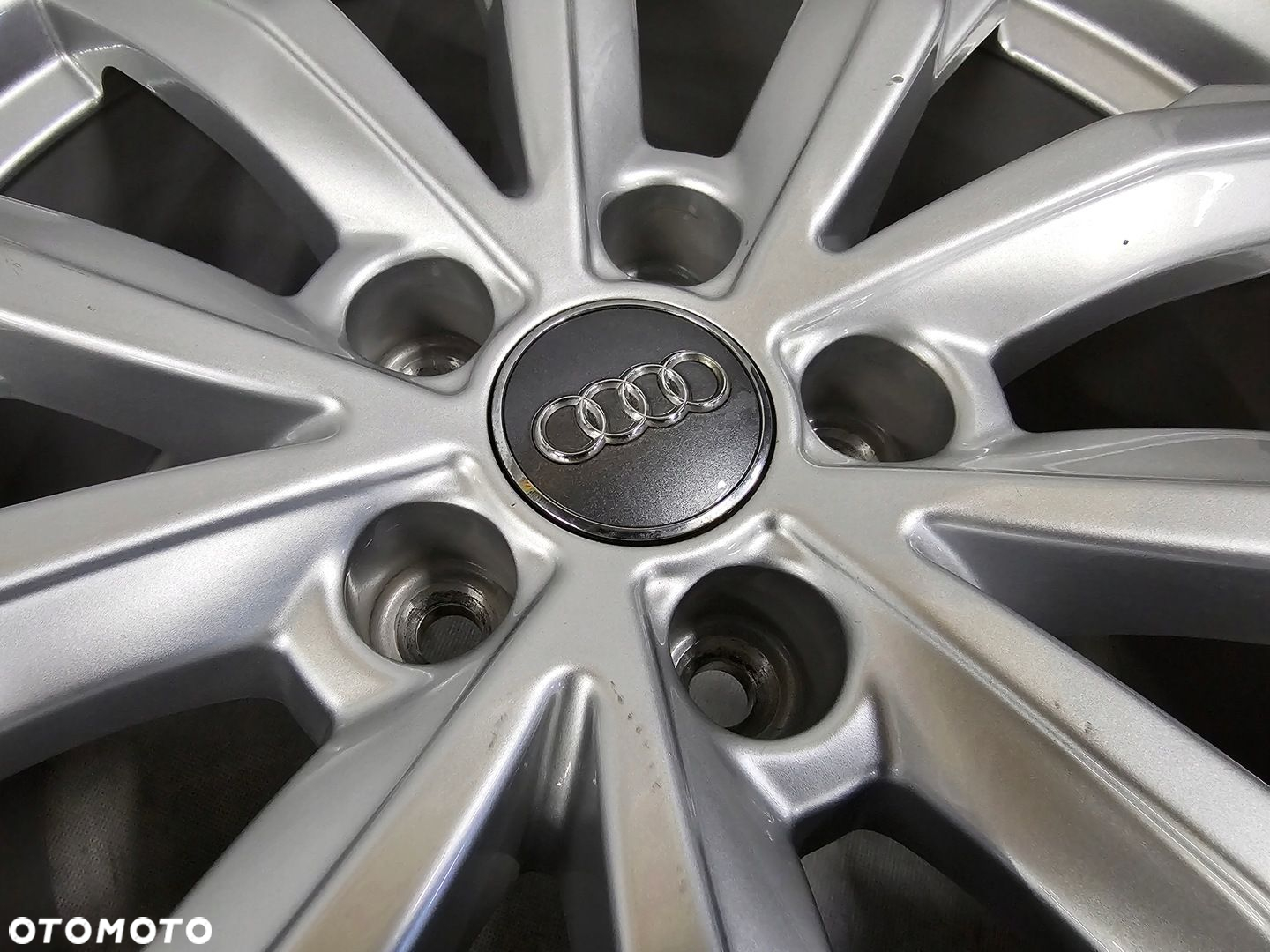 FELGI KOŁA AUDI Q5 80A601025J 7x17 ET34 - 5