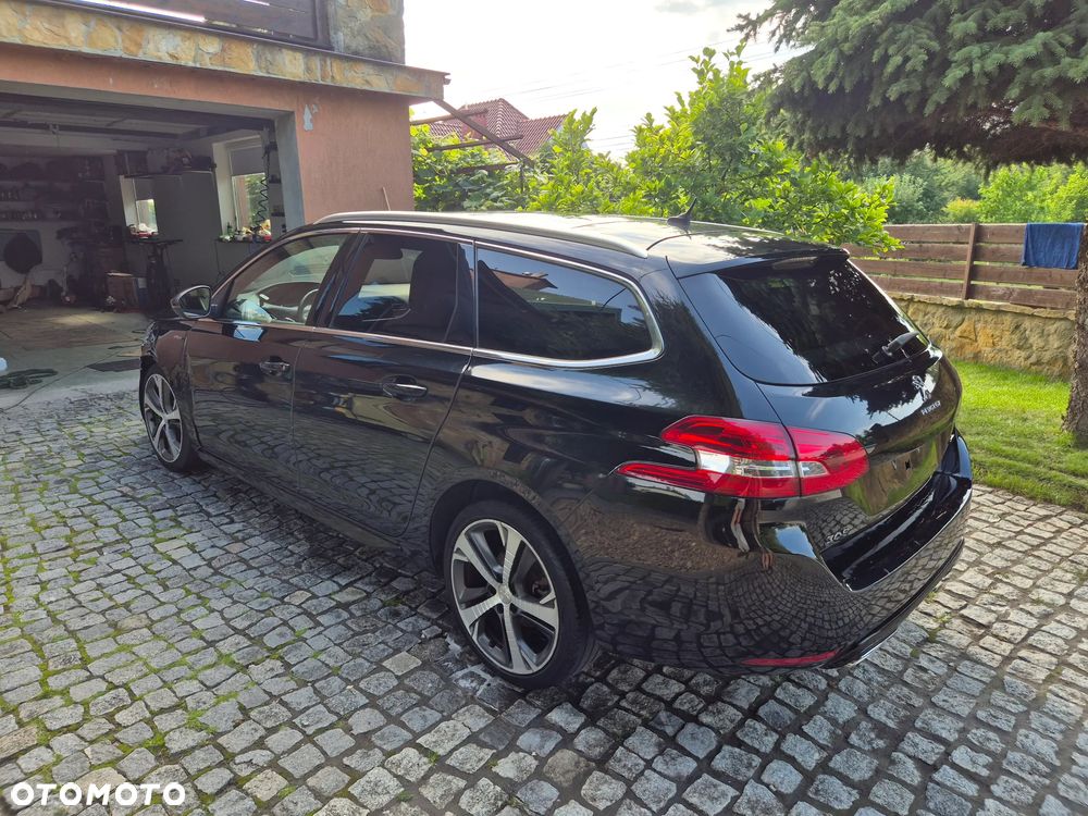 Peugeot 308 BlueHDi 120 EAT6 Stop & Start GT-Line Edition - 28
