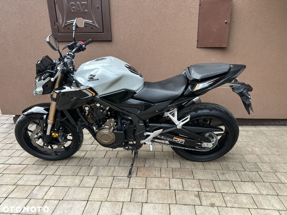 Honda CB - 28