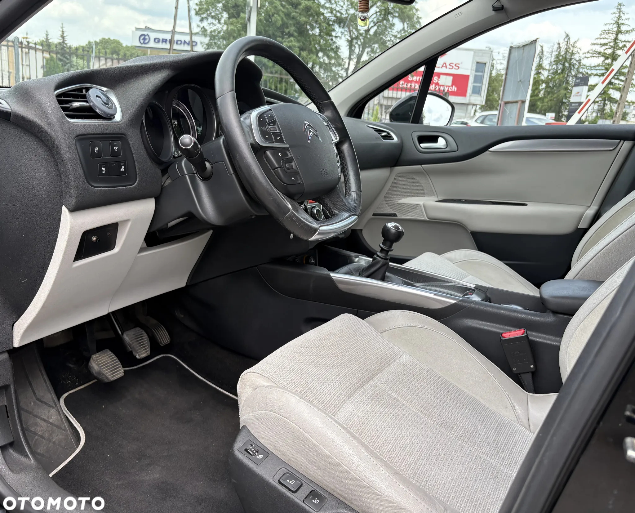 Citroën C4 - 12