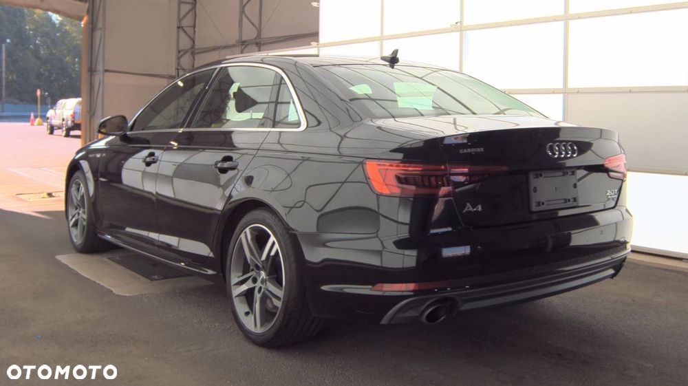 Audi A4 Limousine - 5