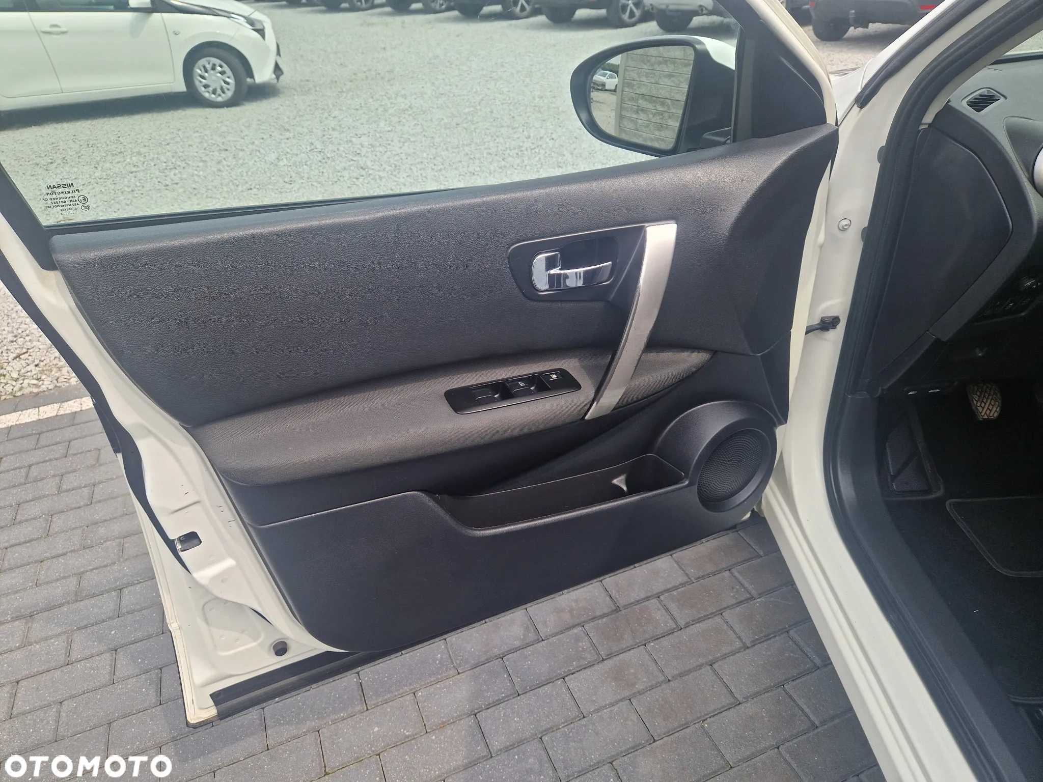 Nissan Qashqai 1.6 DCi 4x4 Black Edition EU6 - 13