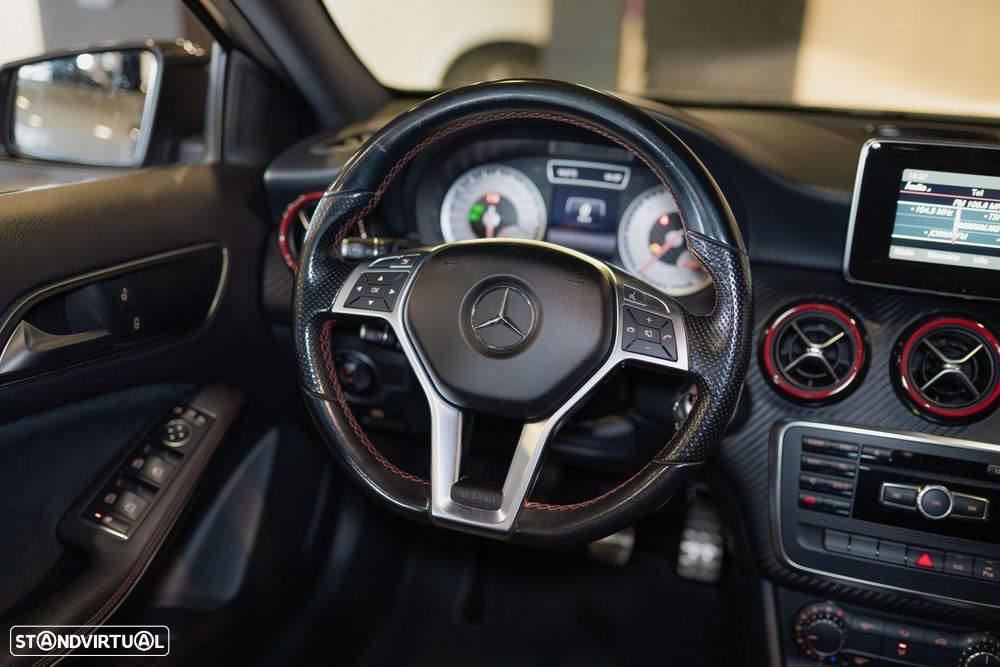 Mercedes-Benz A 180 CDI AMG Line - 26