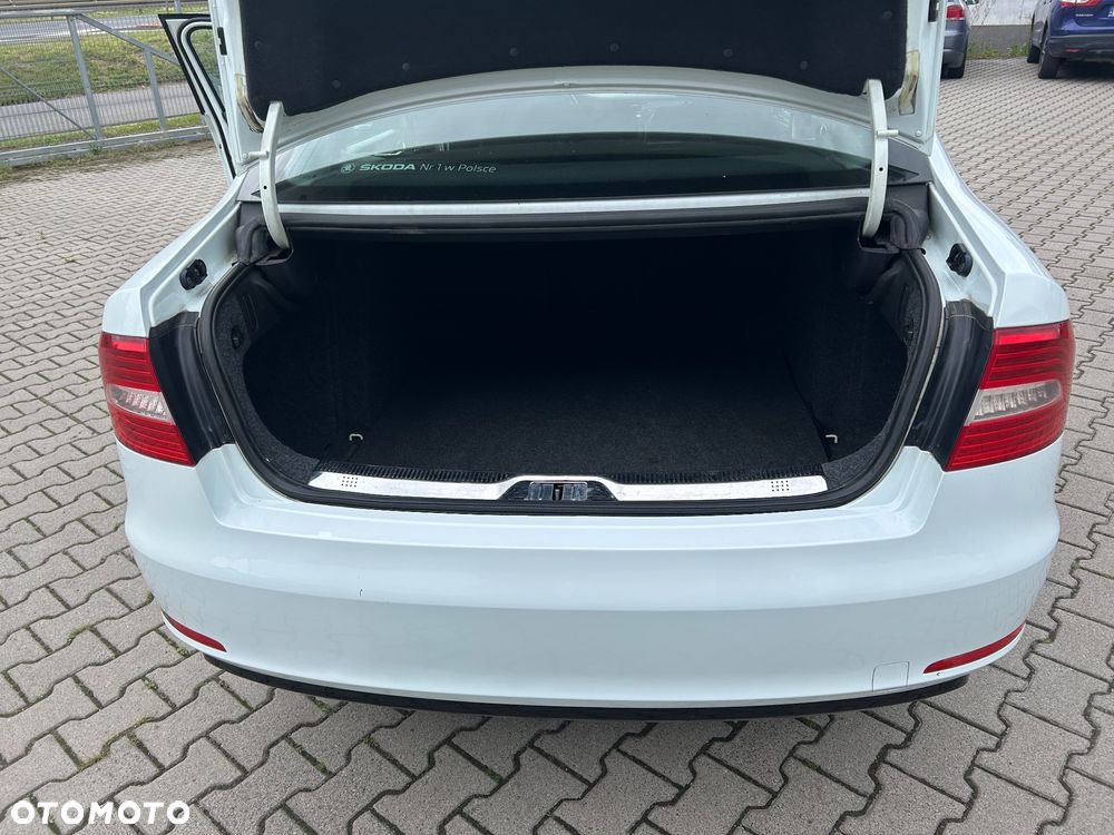 Skoda Superb 2.0 TDI Elegance - 8