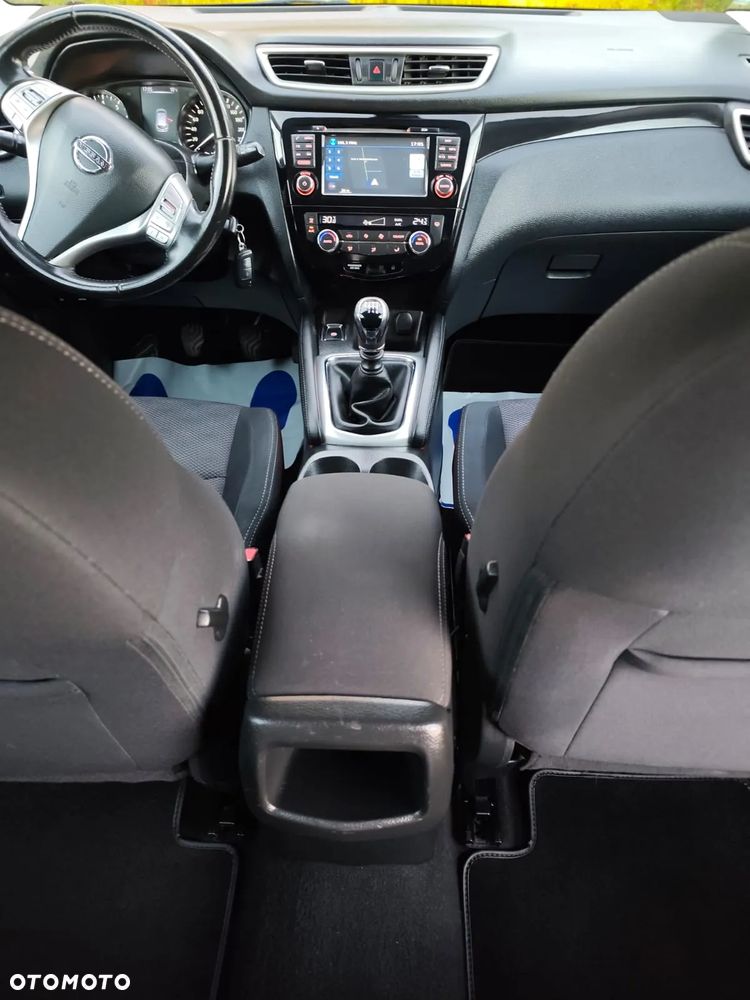 Nissan Qashqai 1.6 DIG-T 360 - 16