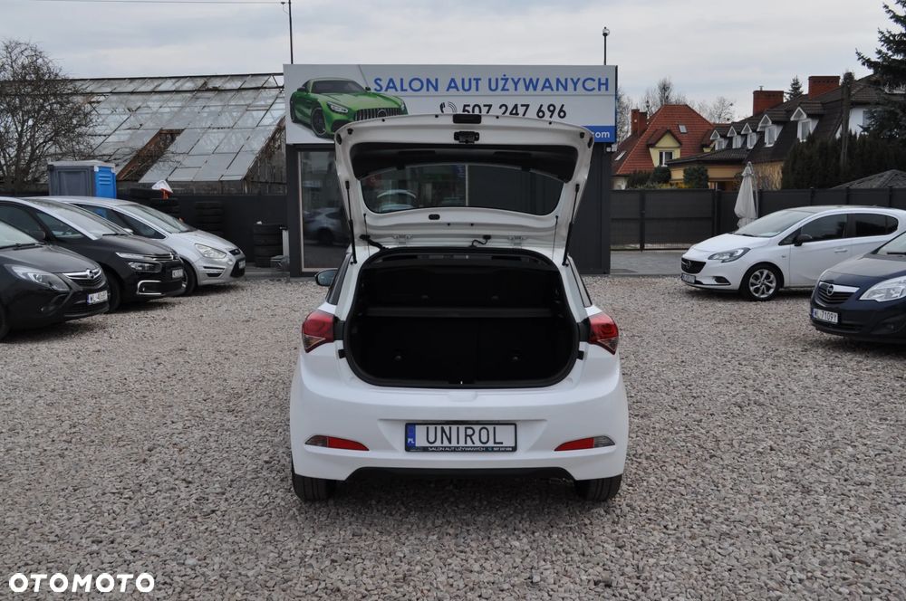 Hyundai i20 1.2 Pure - 29