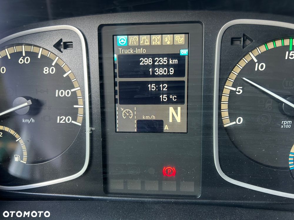 Mercedes-Benz ATEGO 1221 18 paletowy dł. 7,25 szer.2,49 wys.2,40 - 28