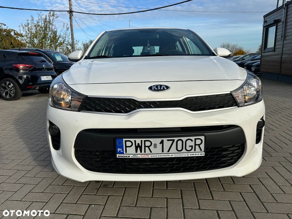 Kia Rio - 39