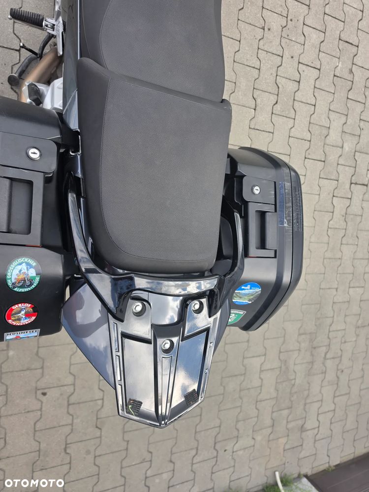 Yamaha FJR - 31