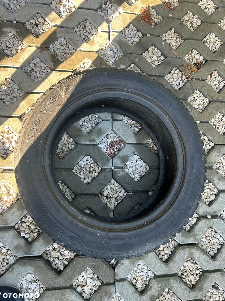 Opona zimowa Nordman 205/55 R16 - 3