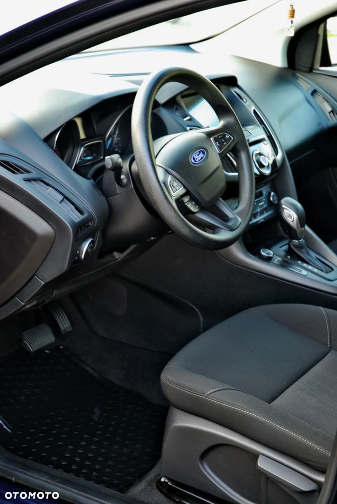 Ford Focus - 19