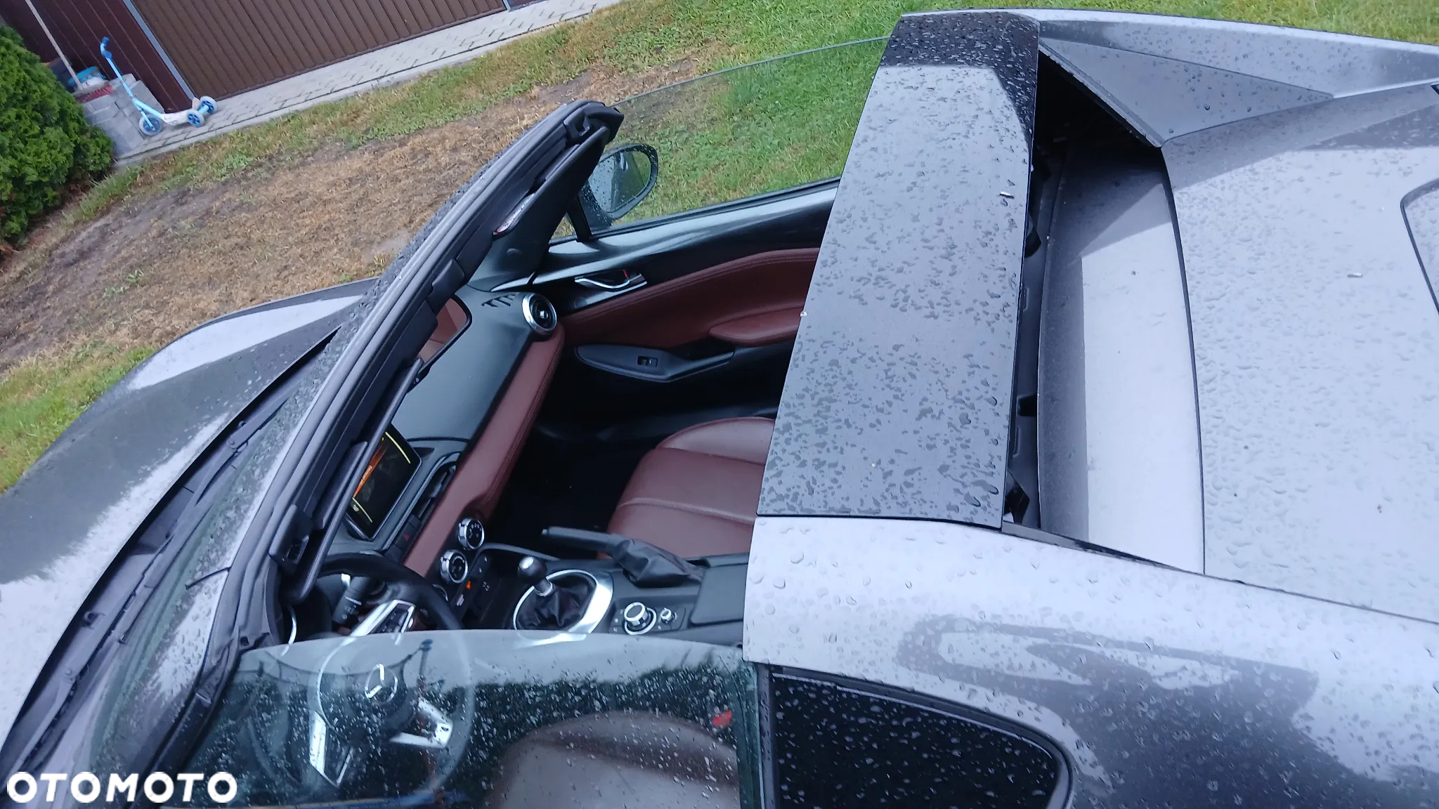Mazda MX-5 SKYACTIV-G 160 SAKURA - 10