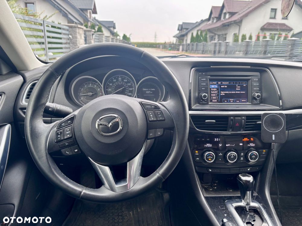 Mazda 6 - 8