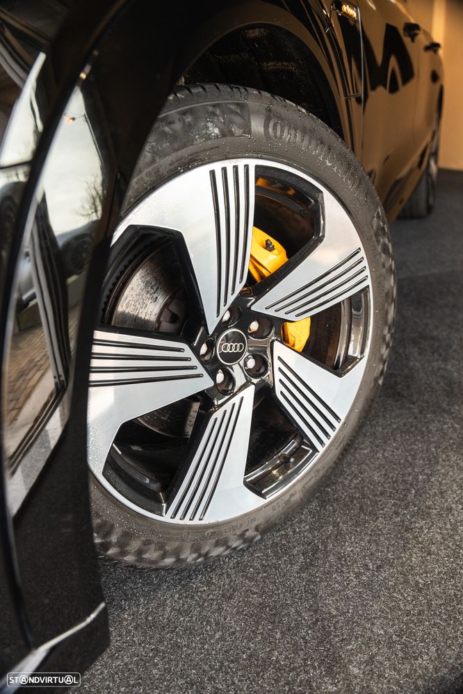 Audi e-tron 55 quattro S line - 17