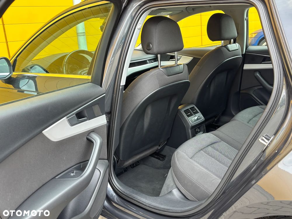 Audi A4 Avant 2.0 TDI S tronic - 28