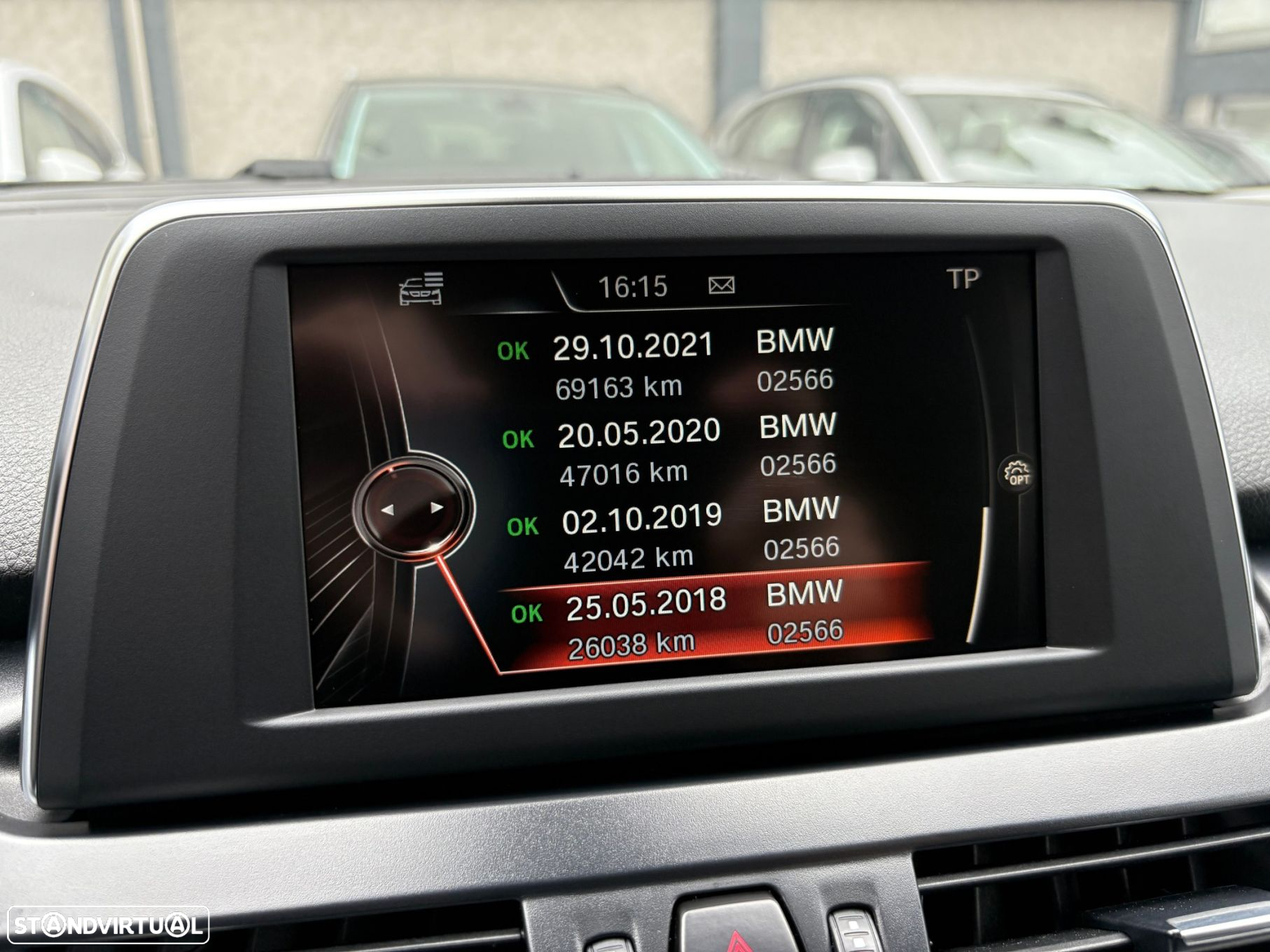 BMW 216 Gran Tourer d 7L Line Luxury - 35
