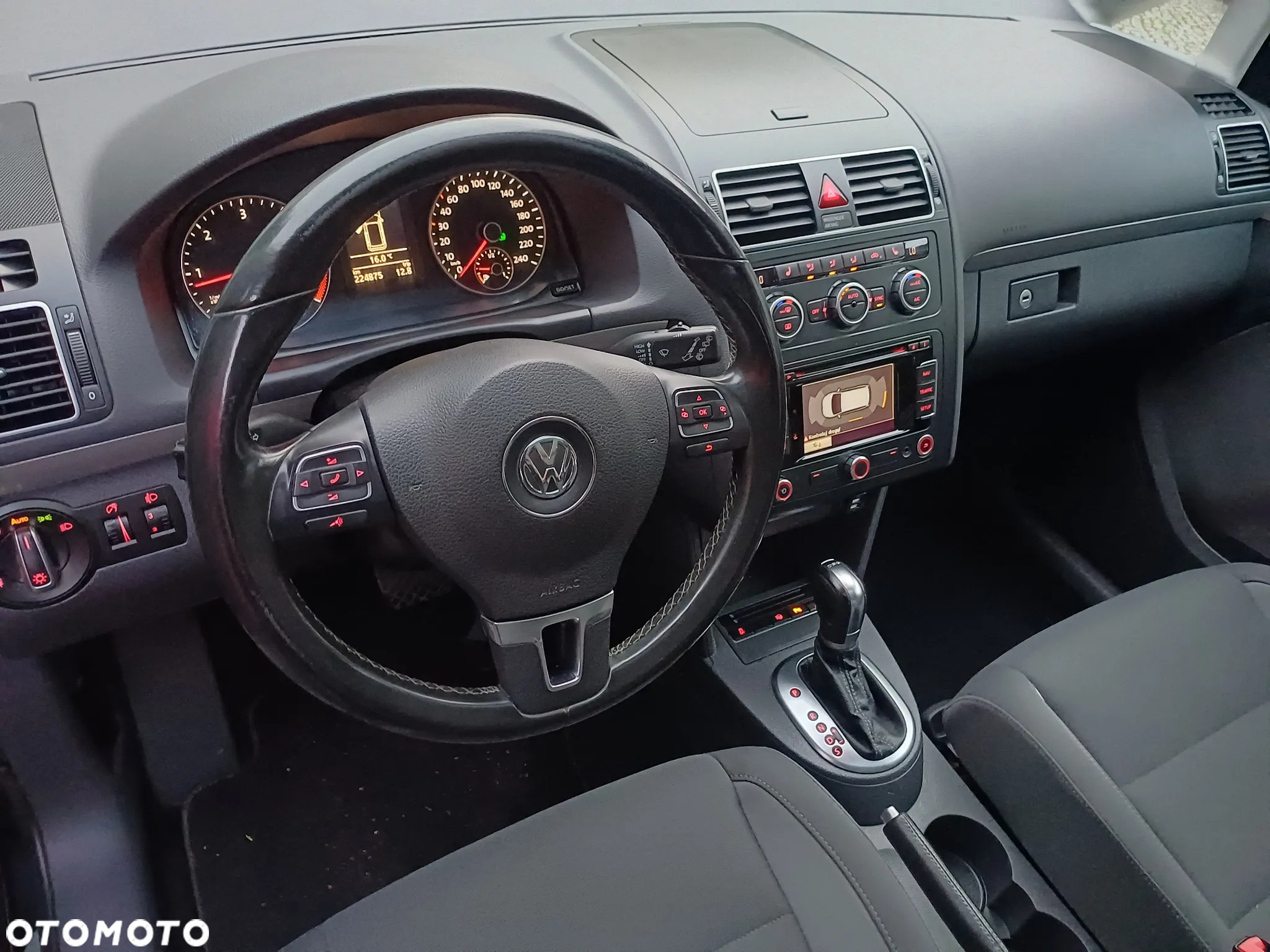 Volkswagen Touran 2.0 TDI DPF BlueMotion Technology DSG Life - 8