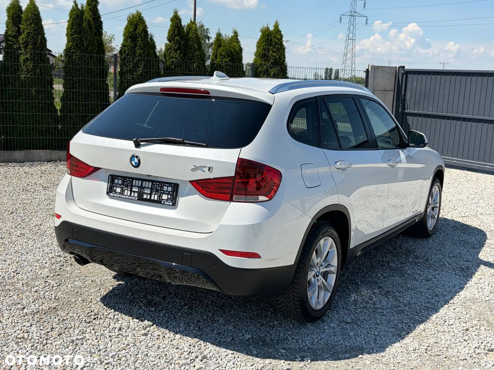 BMW X1 xDrive18d Sport Line - 6