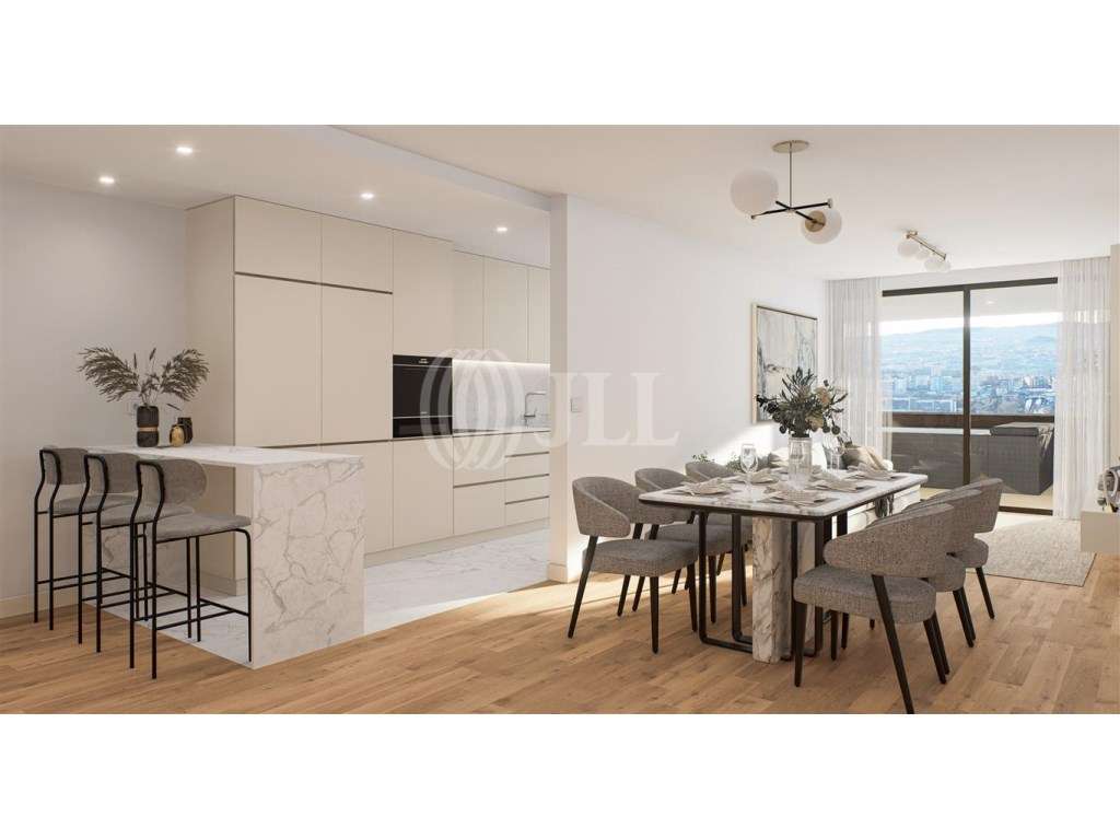 Apartamento T2 com garagem e varanda, Vila Nova de Gaia - Grande imagem: 2/19