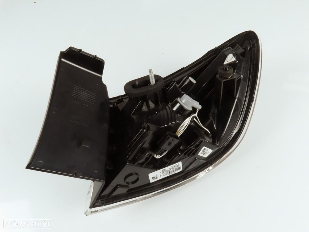 Farolim LED Esquerdo/Trás Usado / Original RENAULT Clio V Hatchback (B7) 2655587... - 3