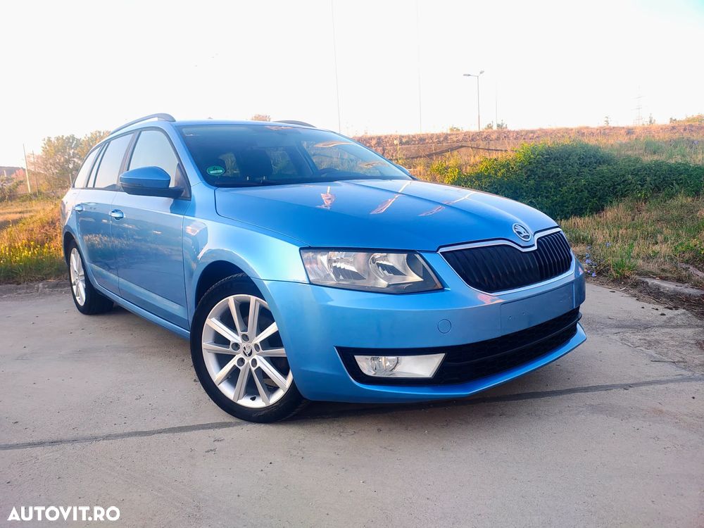 Skoda Octavia 1.6 TDI DPF Ambition - 2