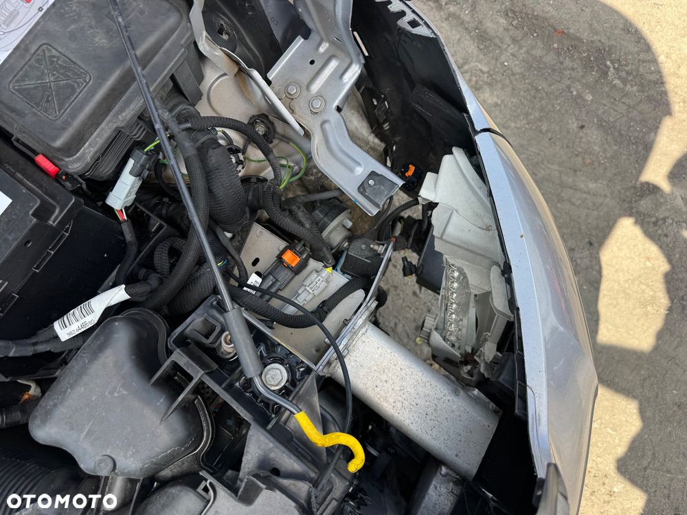 Peugeot 2008 BlueHDi 100 STOP & START Active - 35