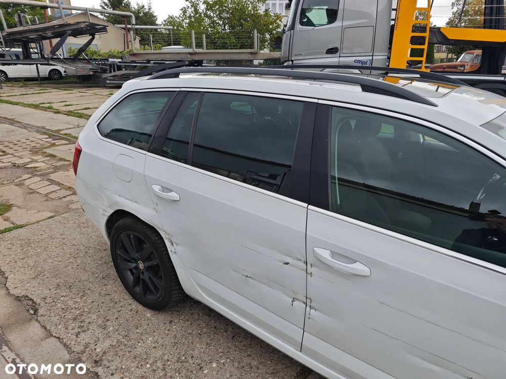Skoda Octavia 2.0 TDI Elegance DSG - 25