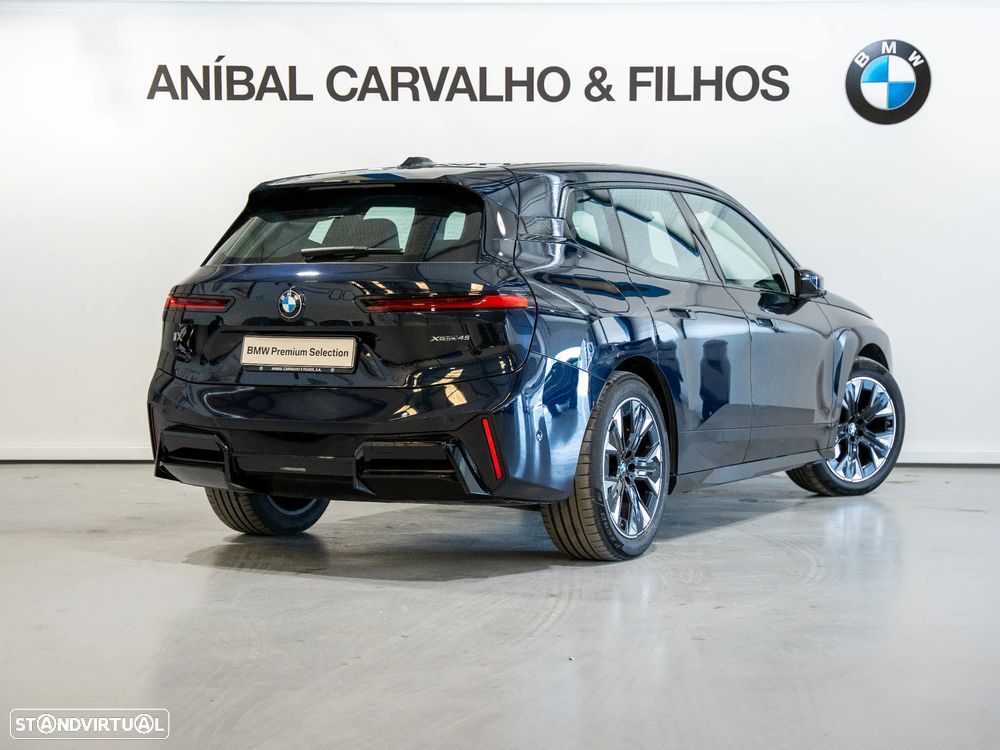 BMW iX xDrive 45 Pack Desportivo - 3