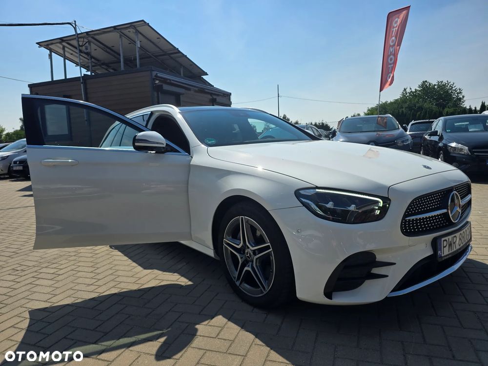 Mercedes-Benz Klasa E - 23