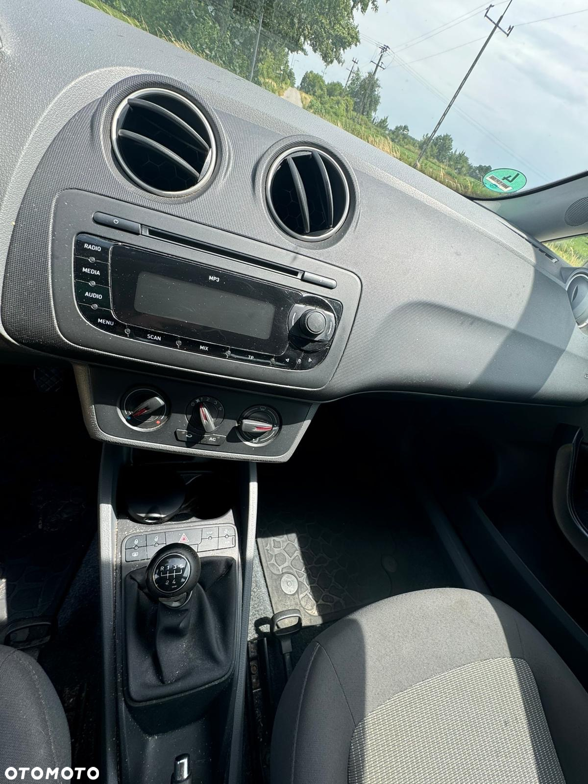 Seat Ibiza 1.4 16V Comfort Edition - 10