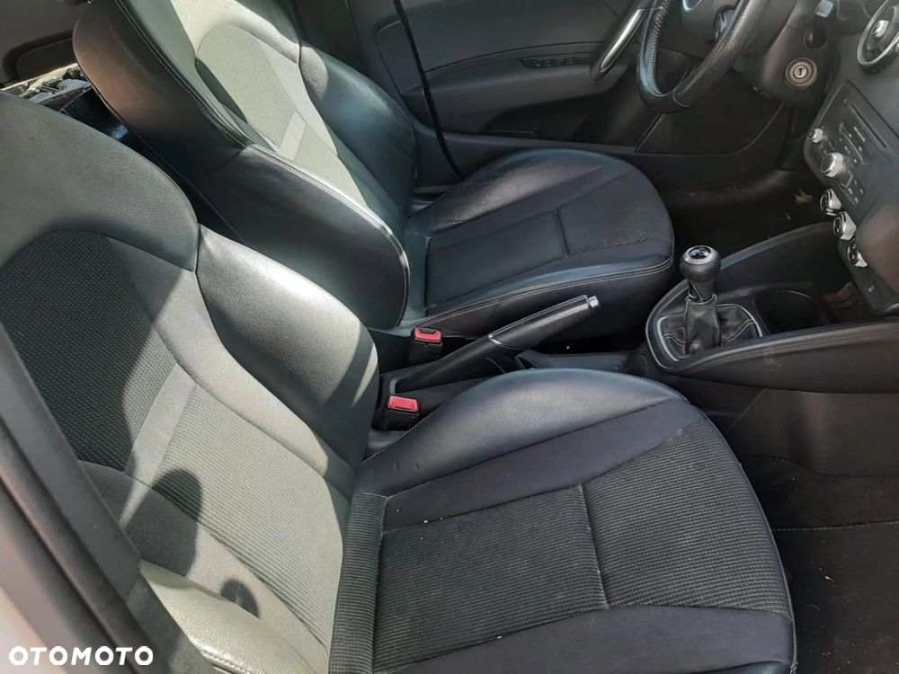 Audi A1 Sportback 1.6 TDI S line edition - 13